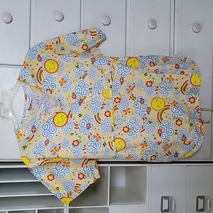 Used scrub top 2XL summer sun rainbows and clouds